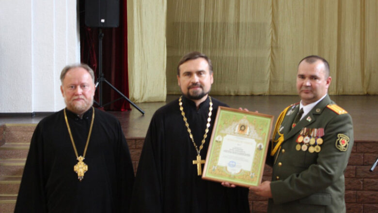 СВЯЩЕННИКИ СЛУЦКОЙ ЕПАРХИИ ПРИНЯЛИ УЧАСТИЕ В ГОДОВОМ ПРАЗДНИКЕ ВОИНСКОЙ ЧАСТИ