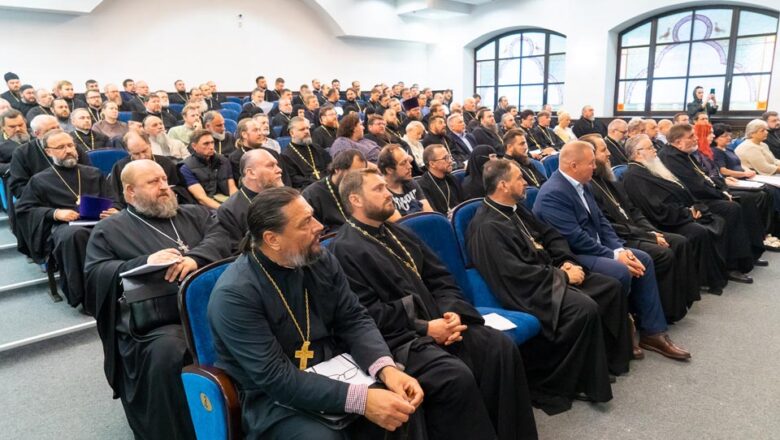 СВЯЩЕННИКИ СЛУЦКОЙ ЕПАРХИИ ПРИНЯЛИ УЧАСТИЕ В СЕМИНАРЕ ПО ВОПРОСАМ СТРОИТЕЛЬСТВА И РЕКОНСТРУКЦИИ ОБЪЕКТОВ РЕЛИГИОЗНОГО НАЗНАЧЕНИЯ