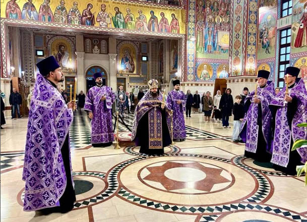 АРХИМАНДРИТ СЕРГИЙ (БРИЧ) СОВЕРШИЛ ВСЕНОЩНОЕ БДЕНИЕ В КАФЕДРАЛЬНОМ СОБОРЕ РОЖДЕСТВА ХРИСТОВА Г.СОЛИГОРСКА