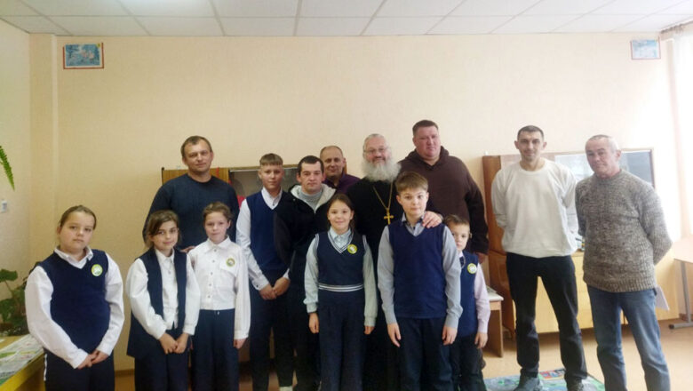 ПРОТОИЕРЕЙ ОЛЕГ АБРАМОВИЧ ПРИНЯЛ УЧАСТИЕ В ПРАЗДНОВАНИИ ДНЯ ОТЦА