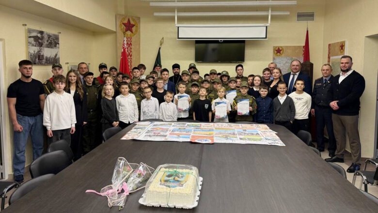 ИЕРЕЙ ЕВГЕНИЙ ТКАЧЁВ ПОЗДРАВИЛ ВОЕННО-ПАТРИОТИЧЕСКИЙ КЛУБ «РОДНИК» С 3-ЛЕТИЕМ СО ДНЯ ОСНОВАНИЯ