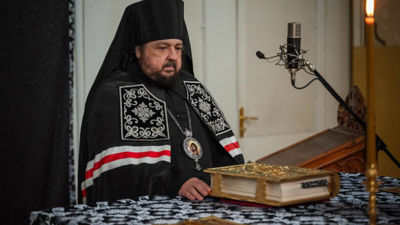 ЕПИСКОП НЕСВИЖСКИЙ АВКСЕНТИЙ ВОЗГЛАВИЛ ПОВЕЧЕРИЕ С ЧТЕНИЕМ ВЕЛИКОГО КАНОНА ПРЕПОДОБНОГО АНДРЕЯ КРИТСКОГО В ХРАМЕ ВОЗНЕСЕНИЯ ГОСПОДНЯ В Г.НЕСВИЖЕ