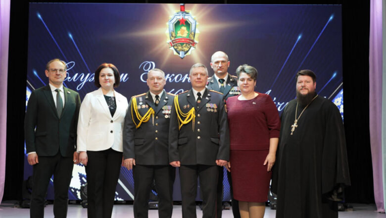 ПРОТОИЕРЕЙ СЕРГИЙ ЧАРНЫЙ ПРИНЯЛ УЧАСТИЕ В ТОРЖЕСТВЕННОМ МЕРОПРИЯТИИ, ПОСВЯЩЁННОМ ДНЮ БЕЛОРУССКОЙ МИЛИЦИИ