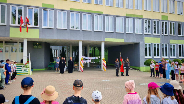ИЕРЕЙ ЗАХАРИЙ ПРАЦКЕВИЧ ПОСЕТИЛ ОТКРЫТИЕ ДНЕВНОГО ВОСПИТАТЕЛЬНО-ОЗДОРОВИТЕЛЬНОГО ЛАГЕРЯ «СПАСАТЕЛЬ»