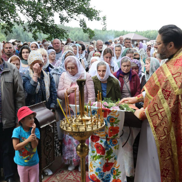 ПАЛОМНИЧЕСТВО НА ГОЛУБУЮ КРИНИЦУ И В МОНАСТЫРЬ СВЯТЫХ ЖЁН-МИРОНОСИЦ